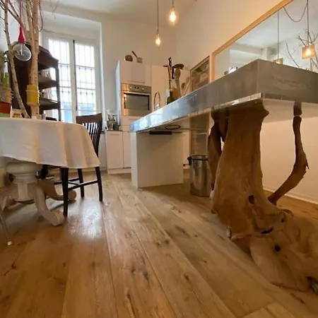 Casa Degli Alberi Hotel *